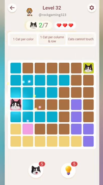 Meowdoku Level 32 step 2 screenshot showing the cat placement at A4 with 2 of 7 cats visible on the board.